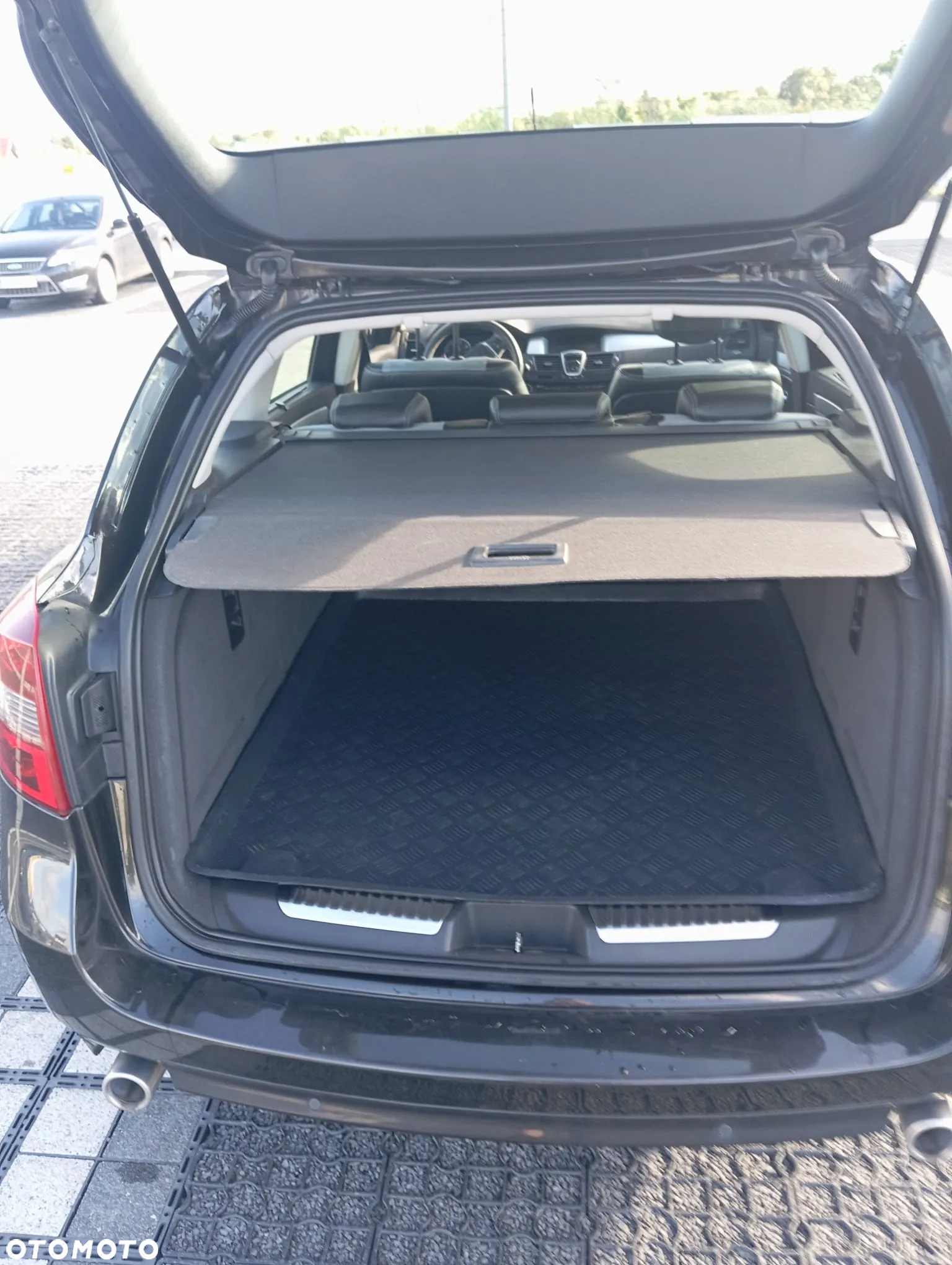 Renault Laguna Grandtour 2.0 dCi FAP GT - 17