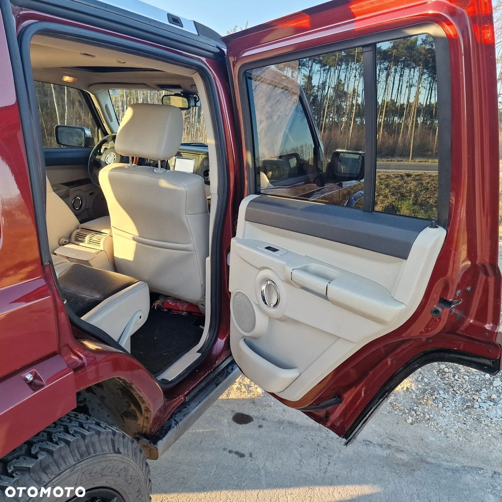 Jeep Commander 5.7 V8 Overland - 14