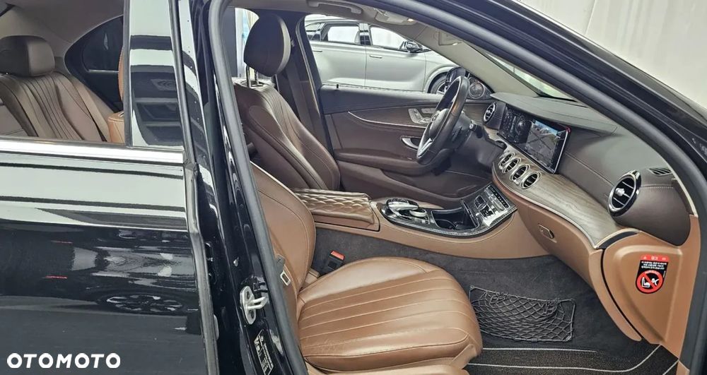 Mercedes-Benz Klasa E 220 d 9G-TRONIC Exclusive - 9