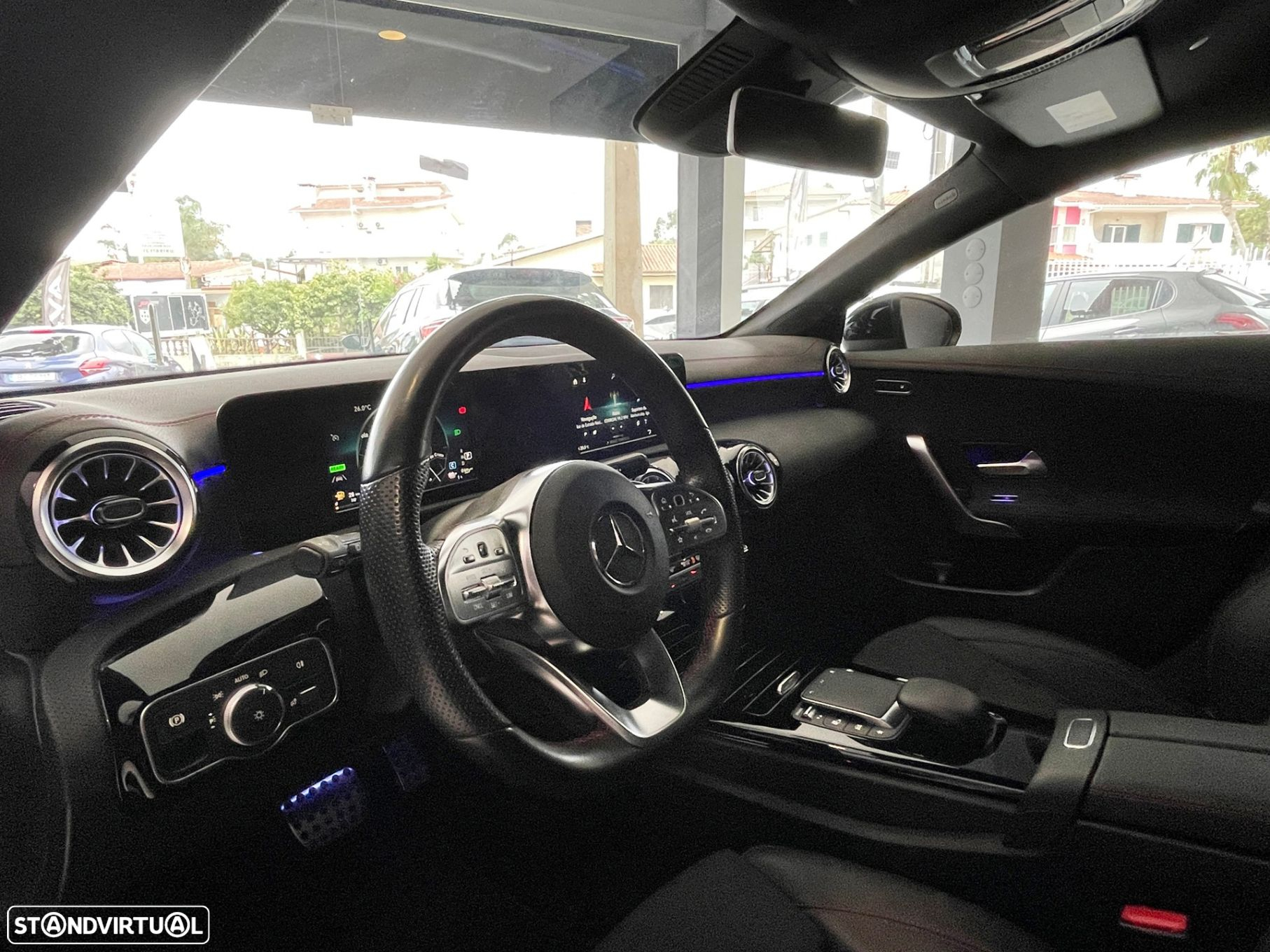 Mercedes-Benz CLA 250 - 36