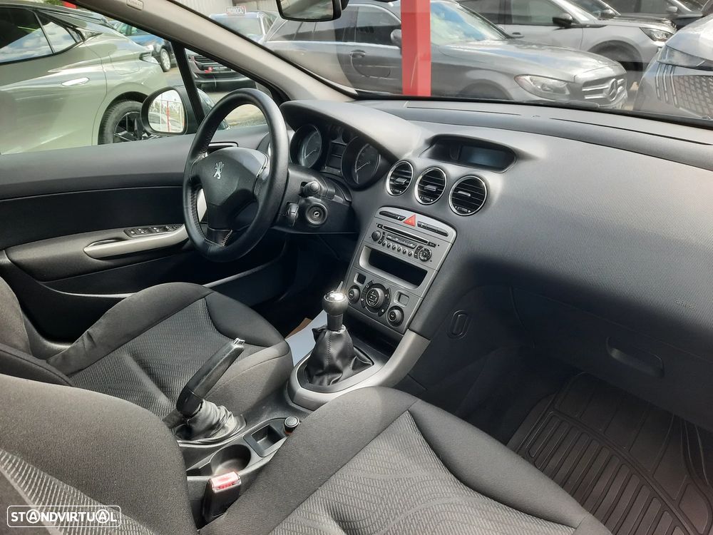 Peugeot 308 1.6 HDi Sport - 22
