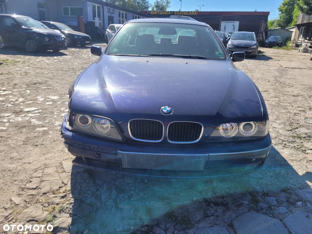 BMW Seria 5 523i - 2