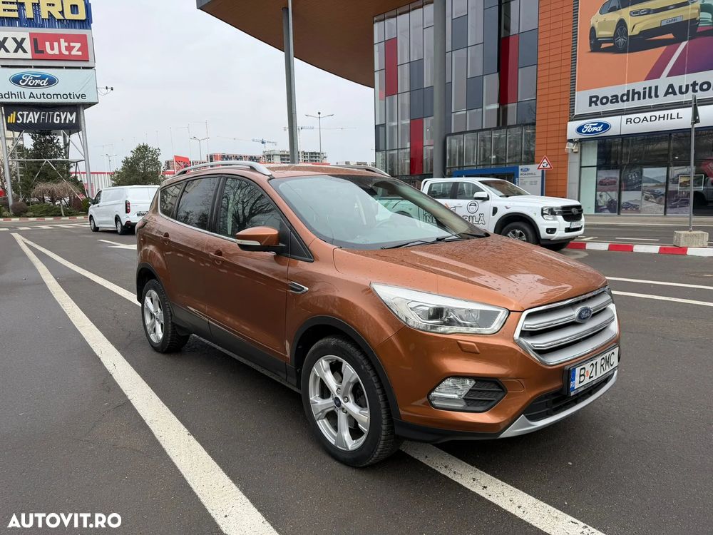 Ford Kuga 2.0 TDCi 4WD Powershift Titanium - 1