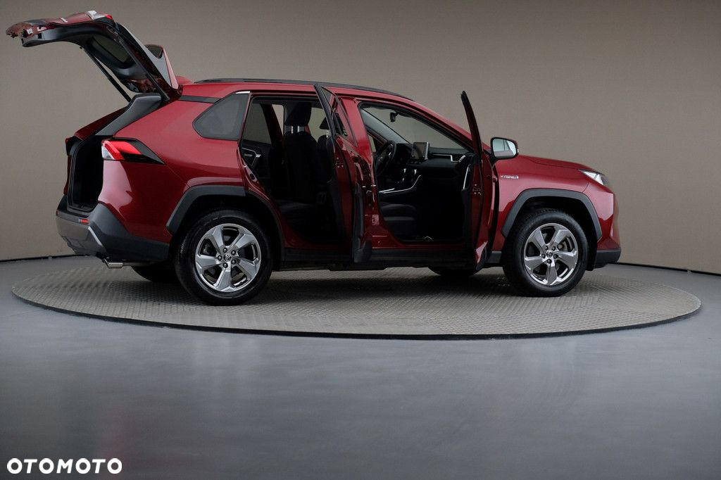 Toyota RAV4 - 6