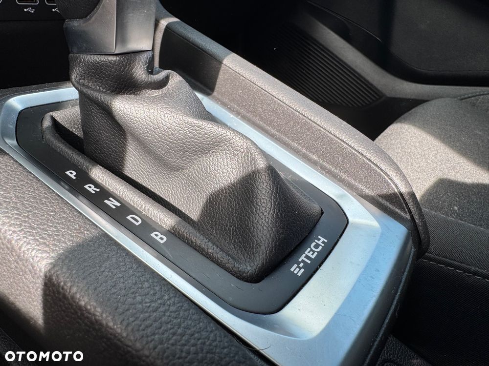 Renault Clio E-TECH 140 BUSINESS EDITION - 8