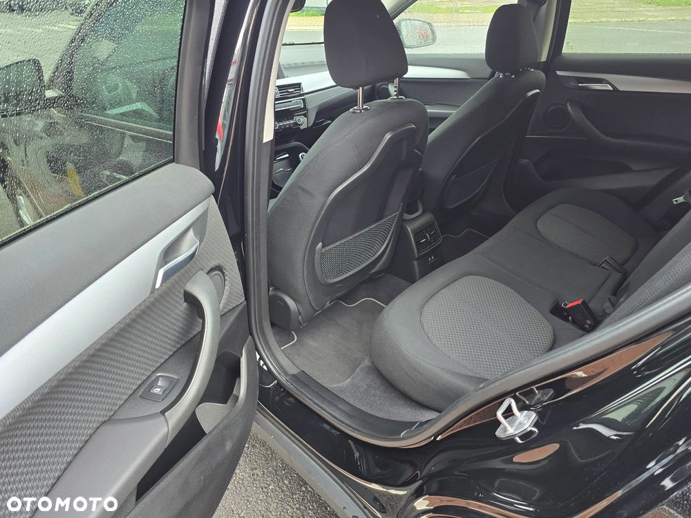 BMW X2 sDrive18i Advantage - 17