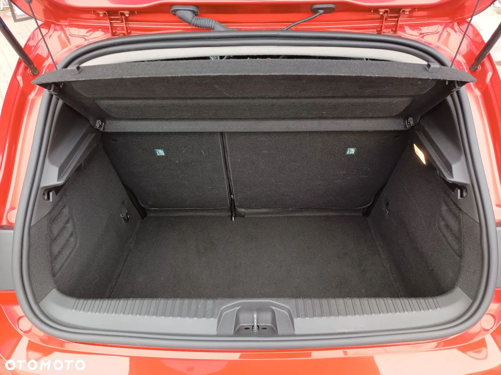 Renault Clio - 21