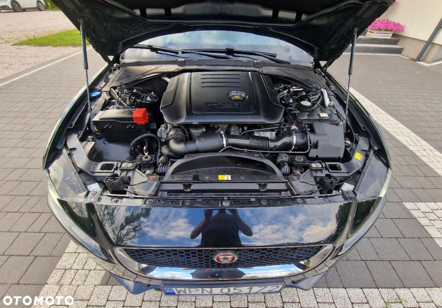 Jaguar XE - 40