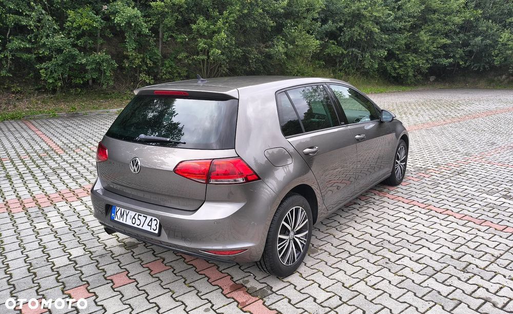 Volkswagen Golf 1.2 TSI BlueMotion Technology Allstar - 5