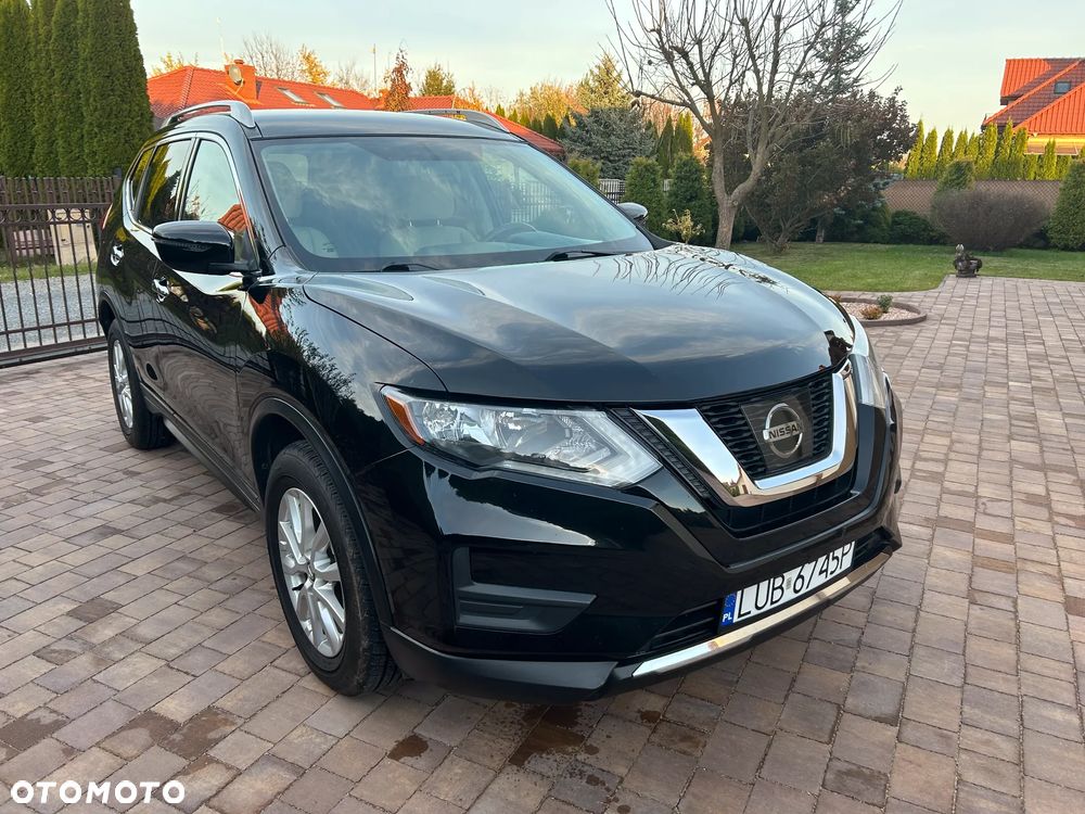 Nissan X-Trail - 1