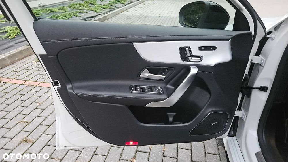 Mercedes-Benz Klasa A 35 AMG 4-Matic 7G-DCT - 22