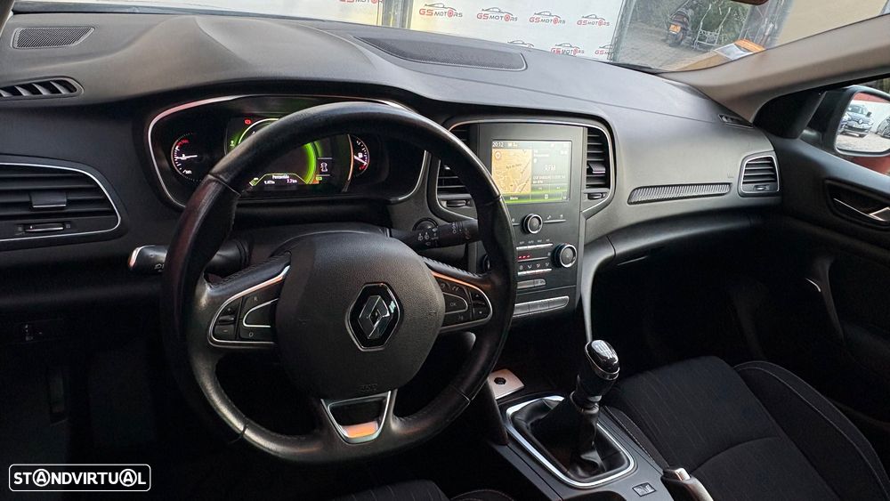 Renault Mégane Sport Tourer 1.3 TCe Limited J17 - 9