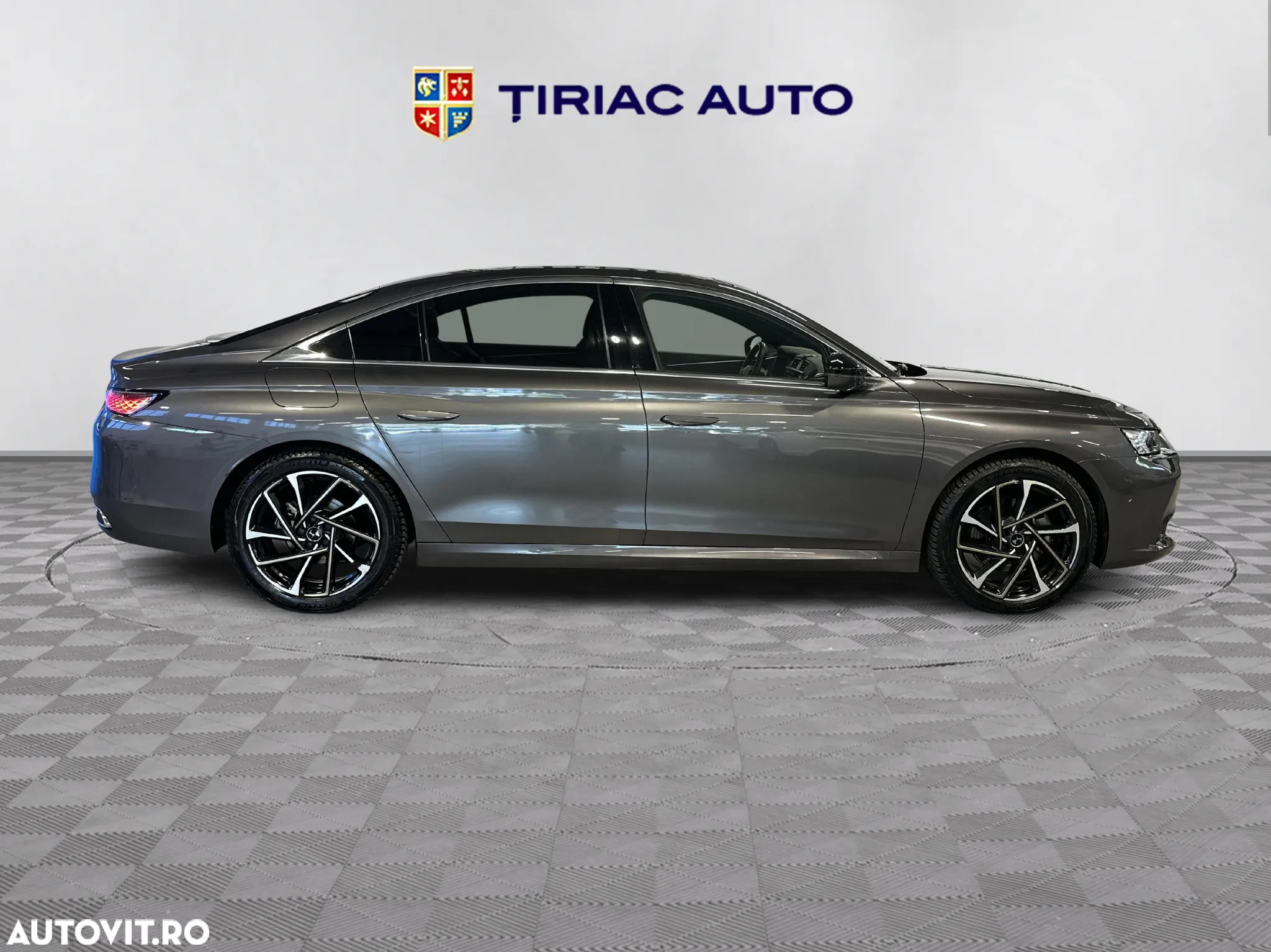DS Automobiles DS 9 - 6