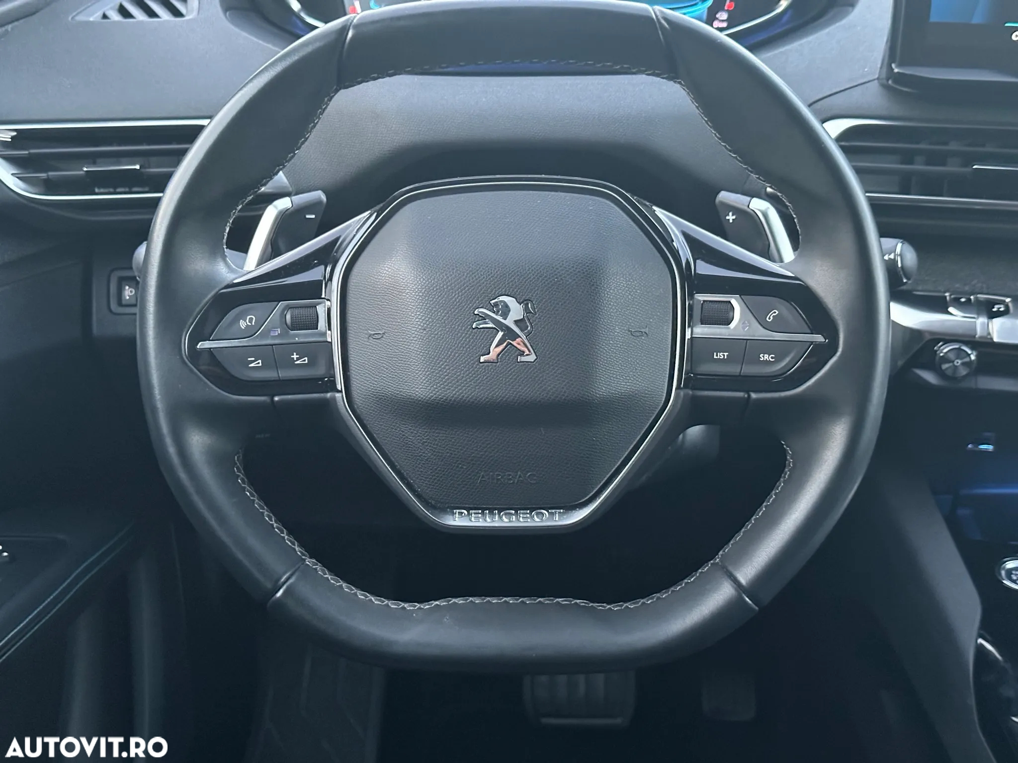 Peugeot 3008 Plug-In Hybrid 225 e-EAT8 Allure Pack - 17