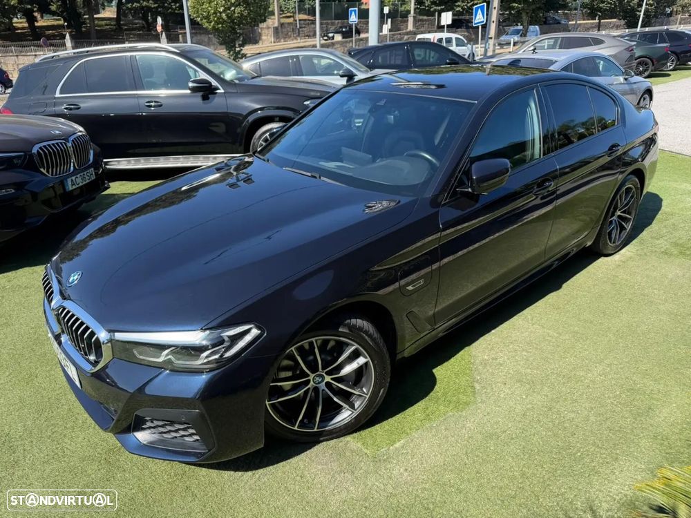 BMW 520 e Pack M - 8
