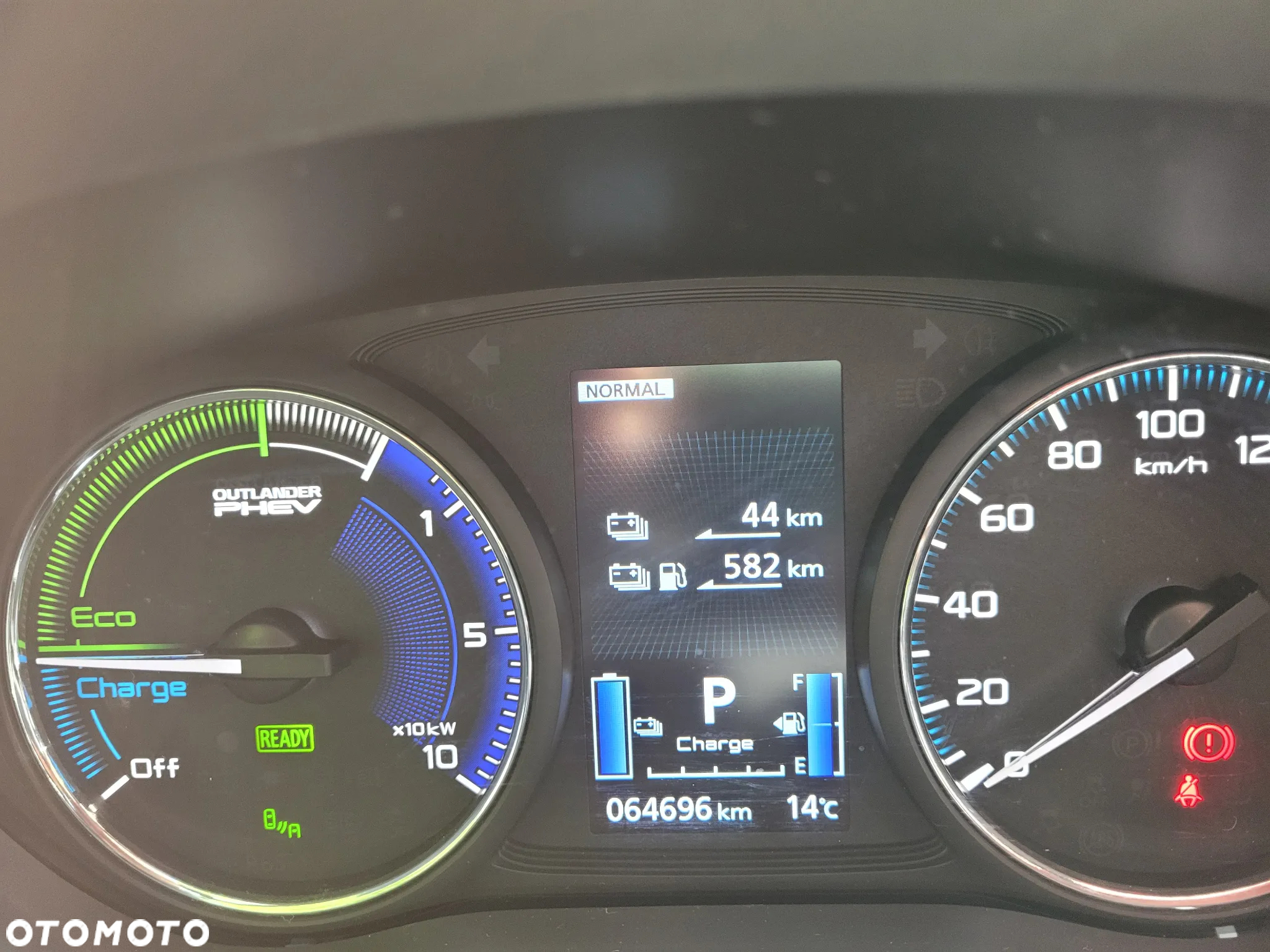 Mitsubishi Outlander PHEV Instyle + - 7