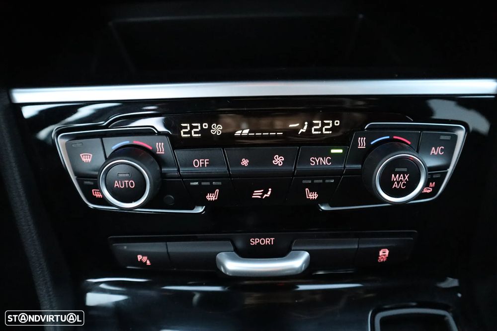 BMW 216 Gran Tourer i 7L Advantage - 32