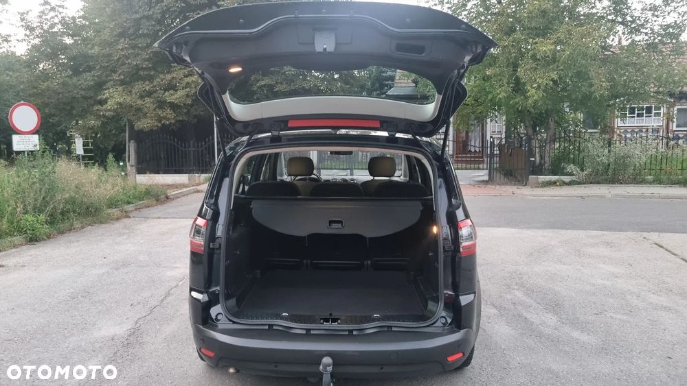 Ford S-Max 2.0 TDCi DPF Titanium - 11