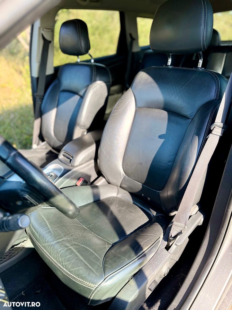 Fiat Freemont 2.0 Mjet AT AWD Urban - 9