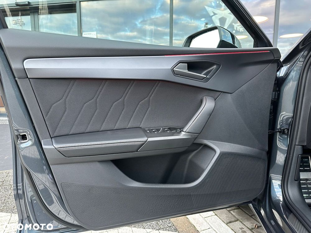 Cupra Leon 1.5 eTSI DSG - 11