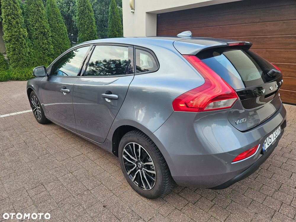Volvo V40 D2 Momentum - 7