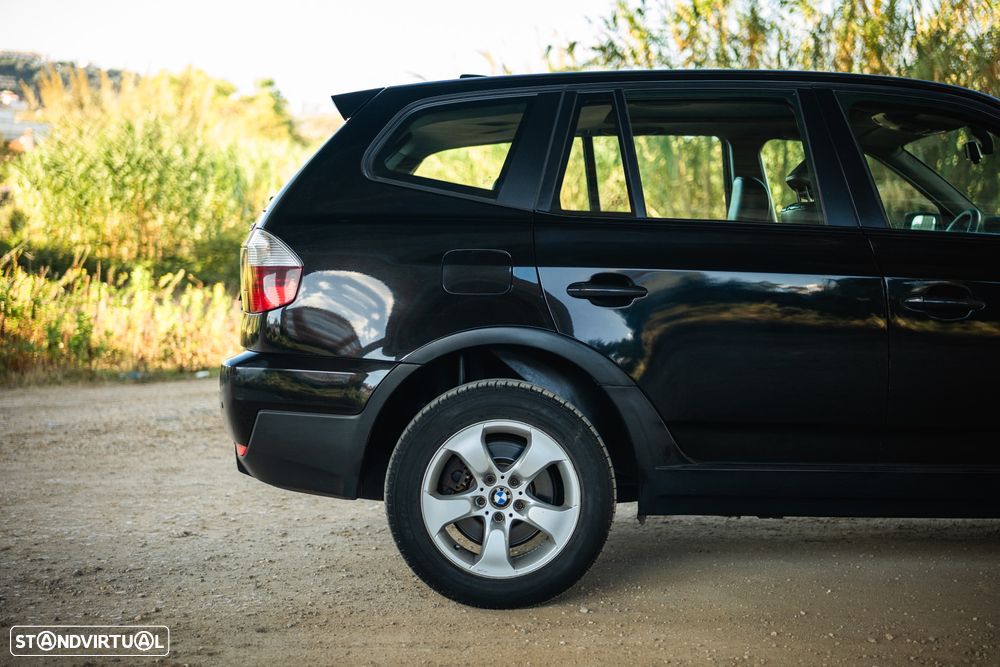 BMW X3 2.0 d LifeStyle - 22
