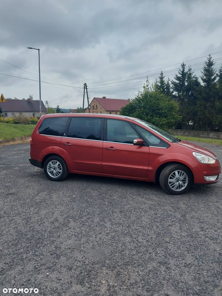 Ford Galaxy 2.0 TDCi Ghia - 19
