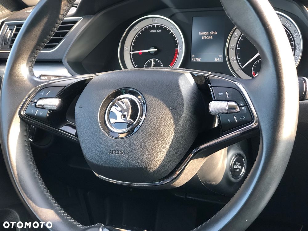 Skoda Superb 2.0 TDI DSG Style - 30