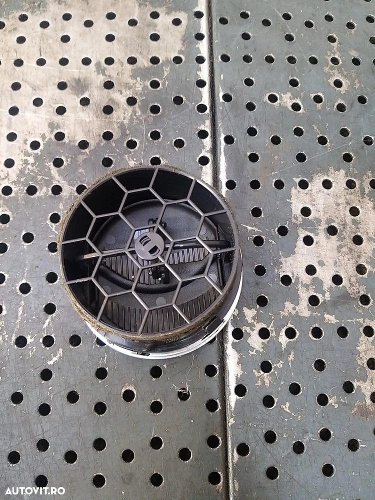 Grila ventilatie bord suzuki vitara ly 7363054p0 - 2