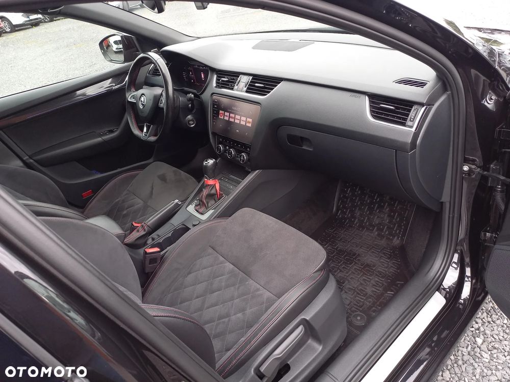 Skoda Octavia 2.0 TDI SCR RS DSG - 21