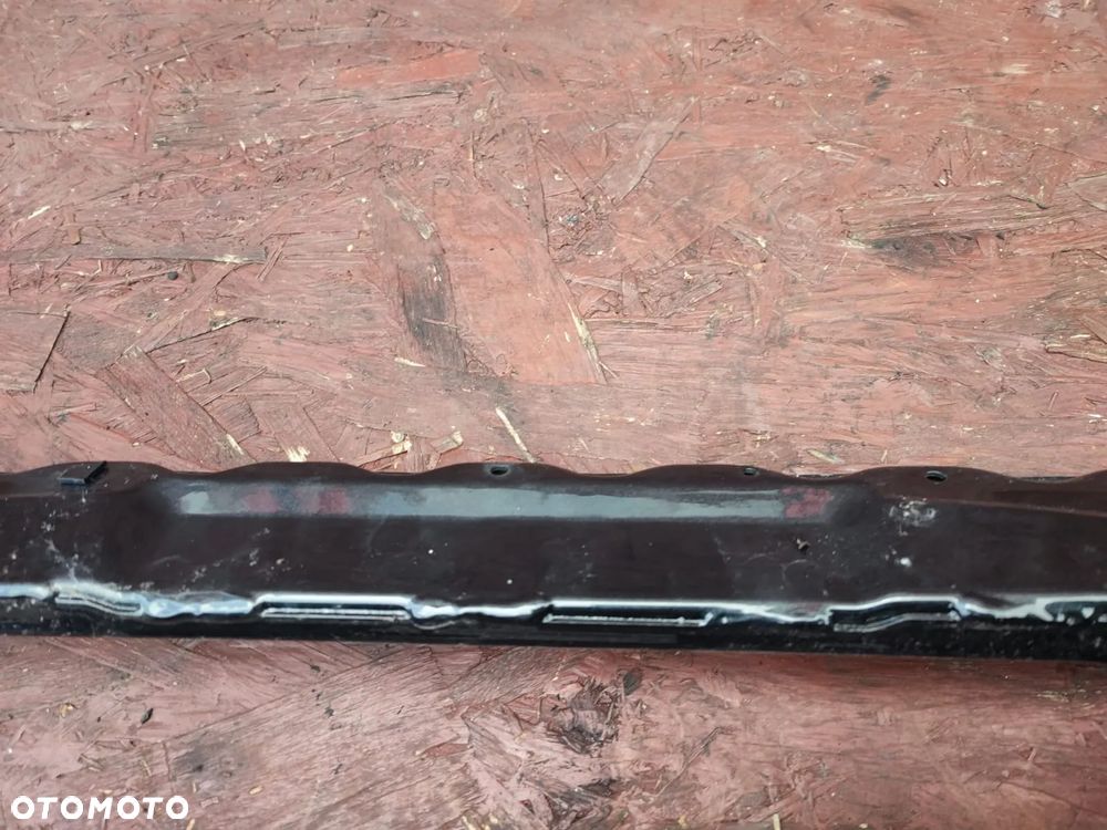 BMW E36 CABRIO ORYGINALNA RAMKA SZYBY PRZÓD / SŁUPKI "A" + ZAMKI DACHU PÓŁ-AUTOMAT. O NR: 1 977 607 OEM.  W BARDZO DOBRYM STANIE, BEZ RDZY - 18