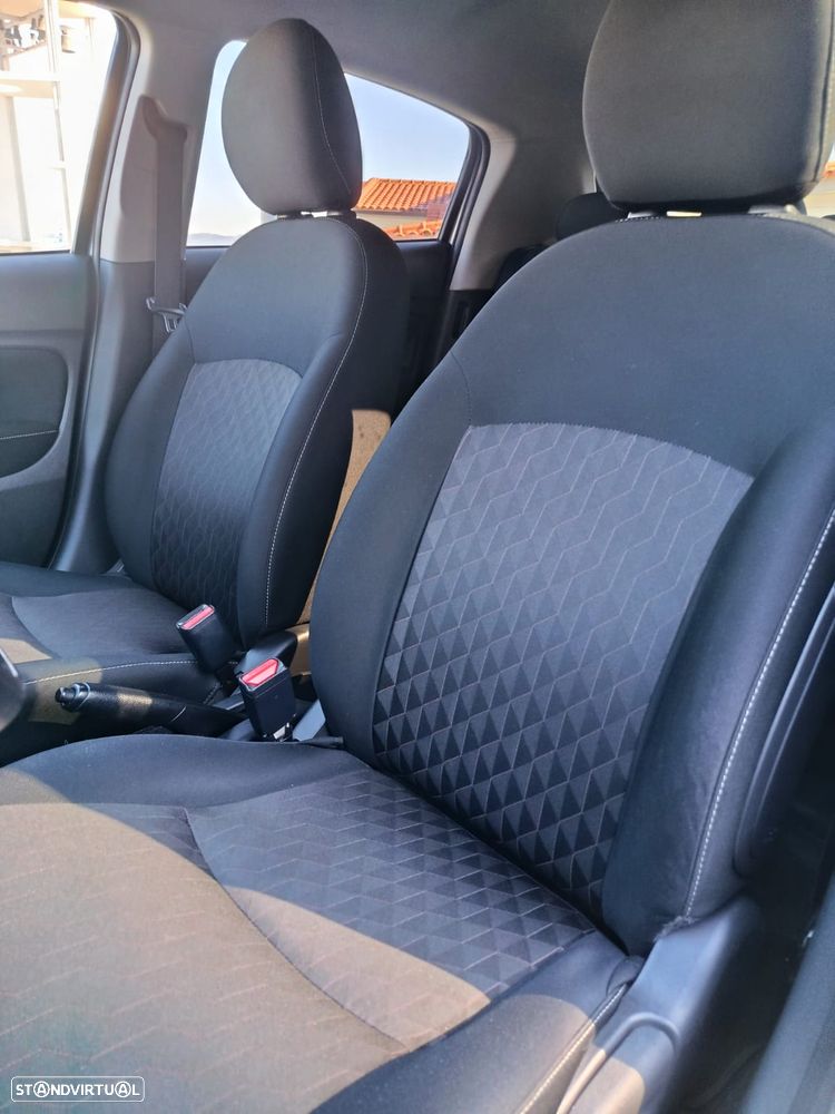 Mitsubishi Space Star 1.2 Intense Connect Edition - 16