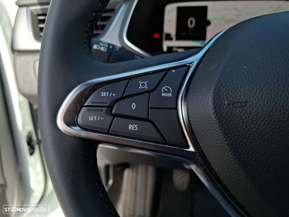 Renault Captur 1.0 TCe Techno Bi-Fuel - 16