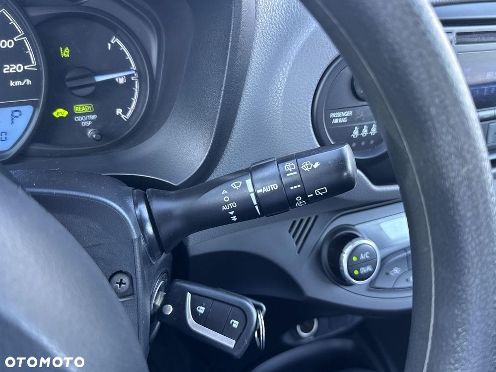 Toyota Yaris - 15