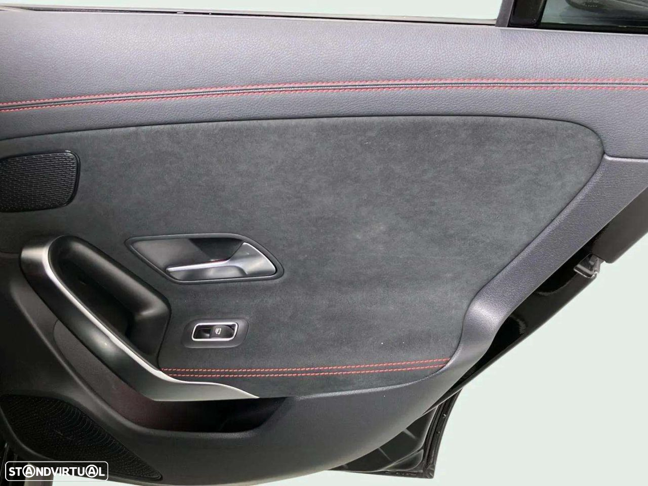 Mercedes-Benz CLA 200 - 25