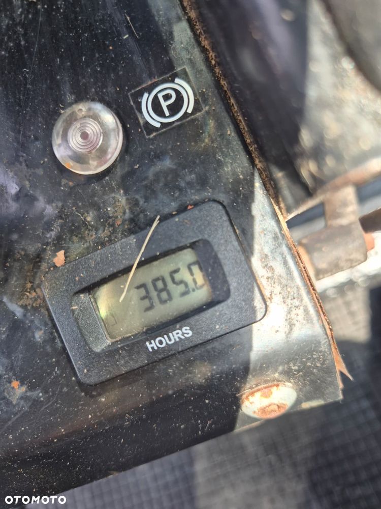 Kaercher MIC C34 / NOŚNIK NARZĘDZI / PRZYCZEPA WYWROTKA / IDEALNY DO MIASTA / ZAMIATARKA / PŁUG SNIEŻNY / 4X4 / NISKIE MOTOGODZINY / JEDNO URZĄDZENIE WIELE ZASTOSOWAŃ! - 30