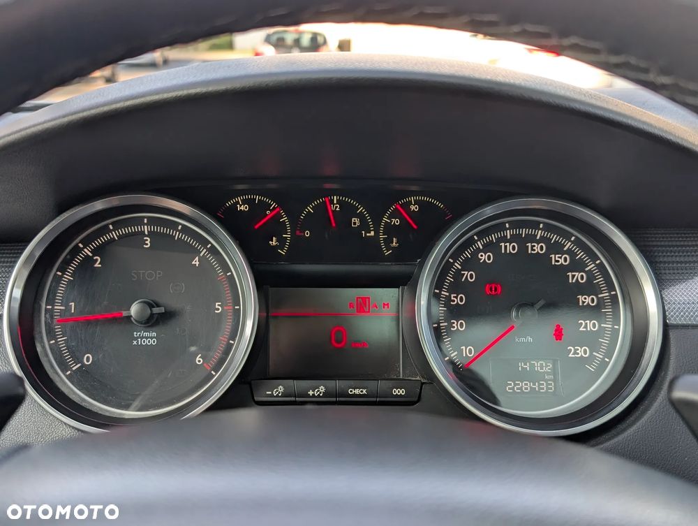 Peugeot 508 1.6 e-HDi Active S&S - 15