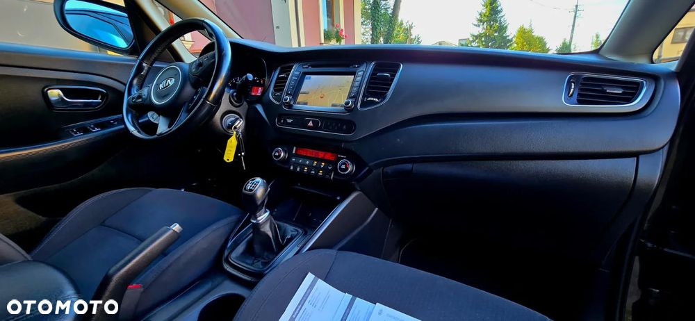 Kia Carens 1.6 GDI Edition 7 - 10