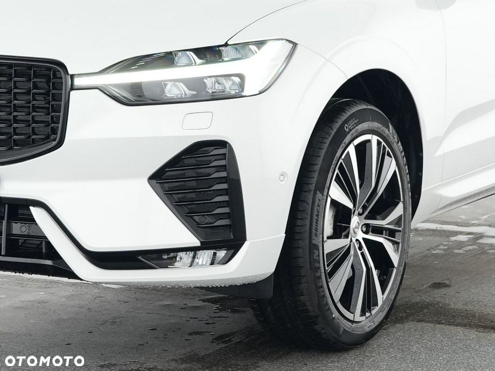 Volvo XC 60 B5 B AWD Plus Dark - 10