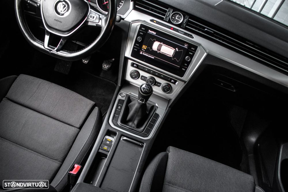 VW Passat Variant 1.6 TDI (BlueMotion ) Comfortline - 34