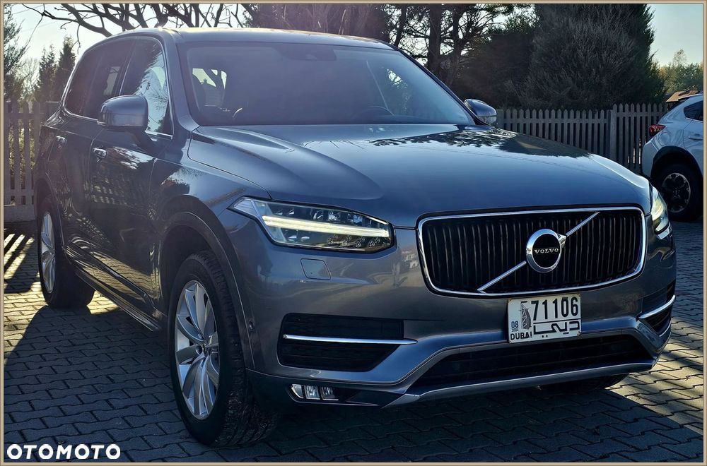 Volvo XC 90 D5 AWD Geartronic Momentum - 12