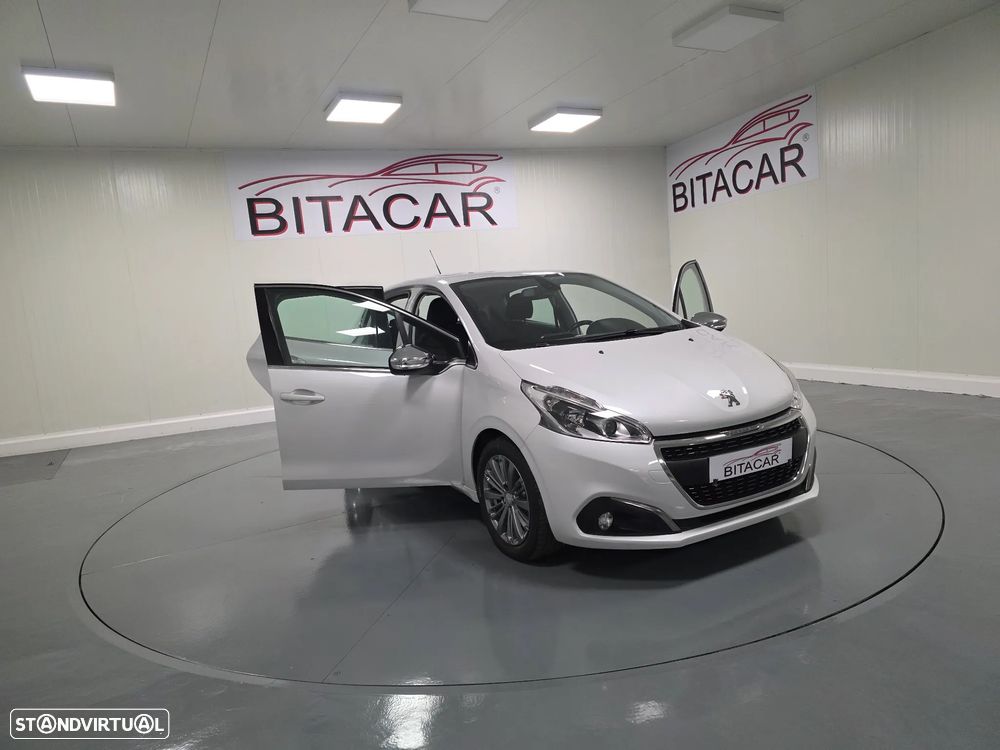 Peugeot 208 1.6 BlueHDi Allure - 6