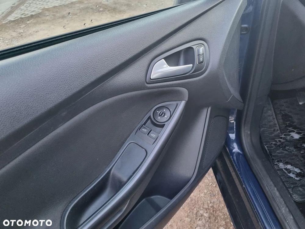 Ford Focus - 9