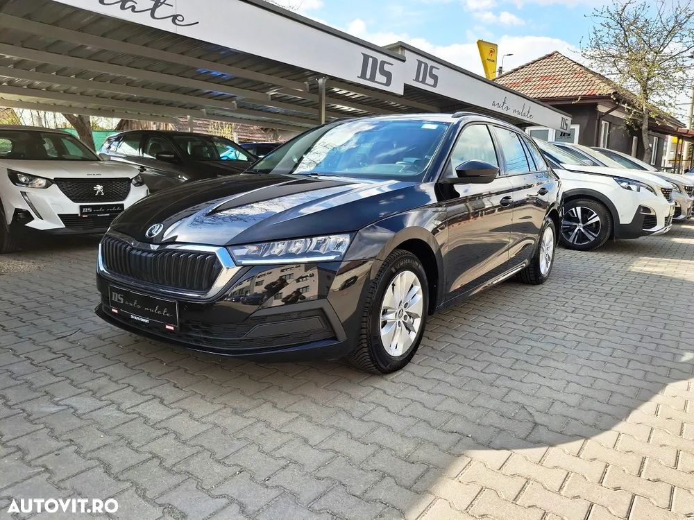 Skoda Octavia 2.0 TDI DSG Ambition - 1