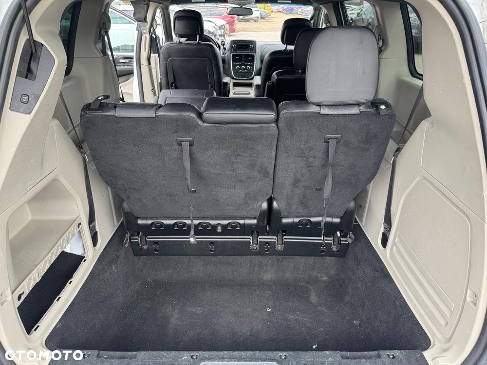 Dodge Grand Caravan 3.6 R/T - 23