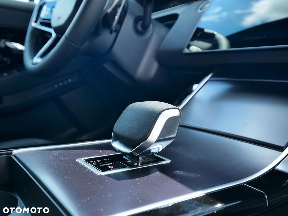 Land Rover Range Rover Evoque - 17