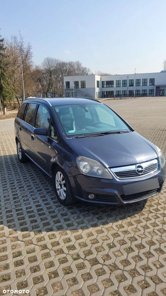 Opel Zafira 1.9 CDTI Cosmo - 21