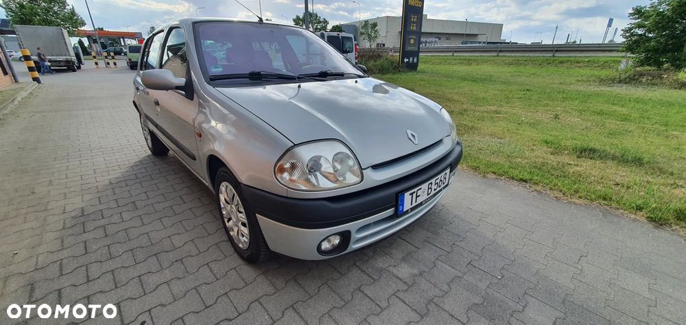 Renault Clio - 4