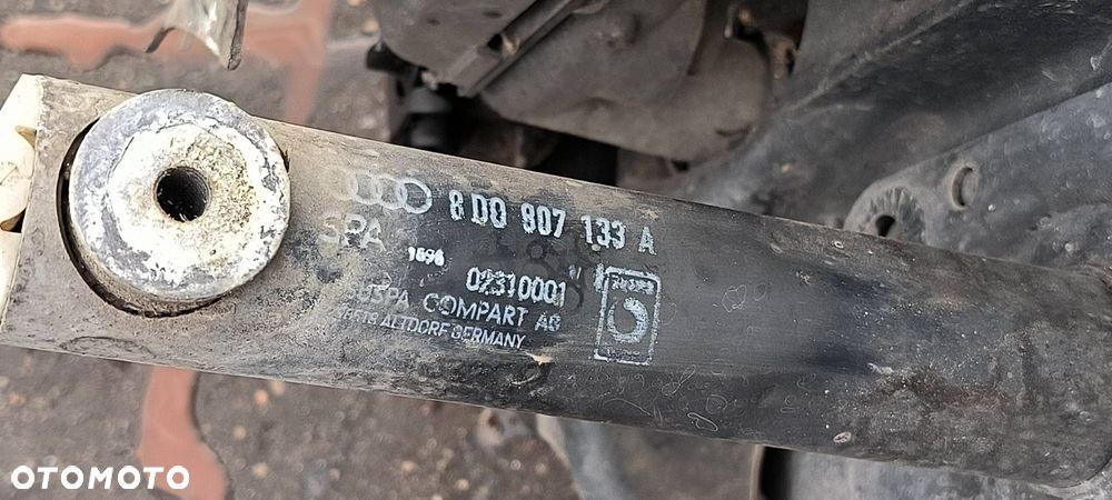 PAS PRZEDNI AUDI A4 B5 8D0907133A - 5
