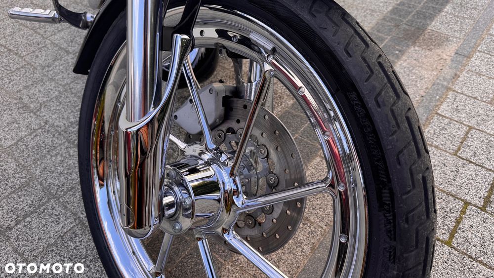 Harley-Davidson Dyna - 22